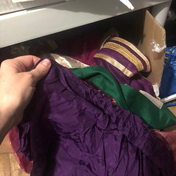 - Womens East Indian 3 piece outfit. - Picture 11 of 11